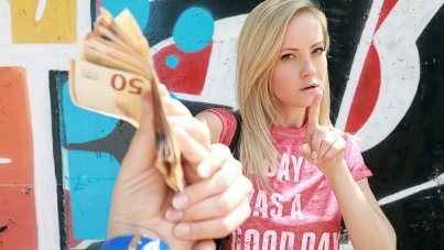 MOFOS-SICILIA GETS CASH AND GREAT FUCK-XNXX93.COM