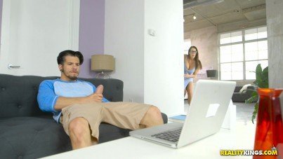 REALITY KINGS-MOM CAUGHT ME MASTURBATING-XNXX93.COM