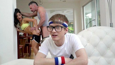 BANG BROS-FELL IN LOVE WITH MY BOYFRIEND'S DAD-XNXX93.COM