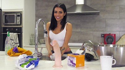 BANG BROS-GIVE ME THE NUMBER OF HER CLEANING AGENCY-XNXX93.COM