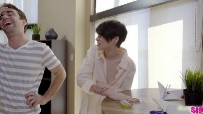 BRATTY SIS-GLUE YOUR STEPSISTER AND THEN FUCK HER-XNXX93.COM