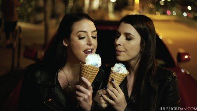 JULES JORDAN-IN LOOKING FOR NIGHT ADVENTURES-XNXX93.COM