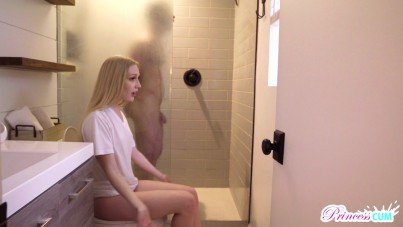 PRINCESS CUM-SHE'S REALLY FREAKY-XNXX93.COM